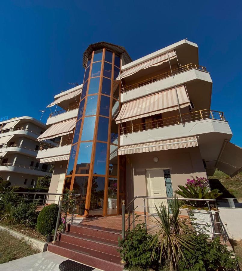 Maria Hotel *